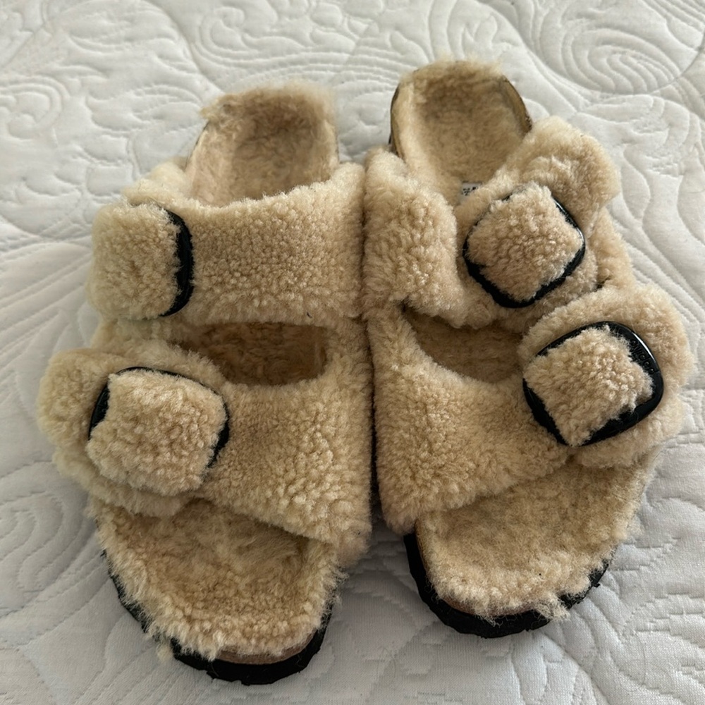 Birkenstock Arizona Teddy Shearling Sandals  Size 40 worn twice